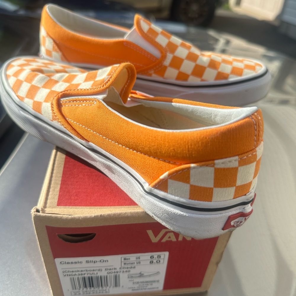 Classic Slip-On Checkerboard Shoe Women’s 8 DARK CHEDDAR COLOR